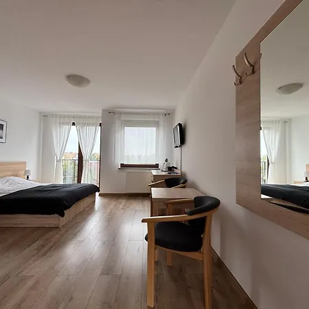 Δωμάτια σε οικογενειακή κατοικία Frajdaa